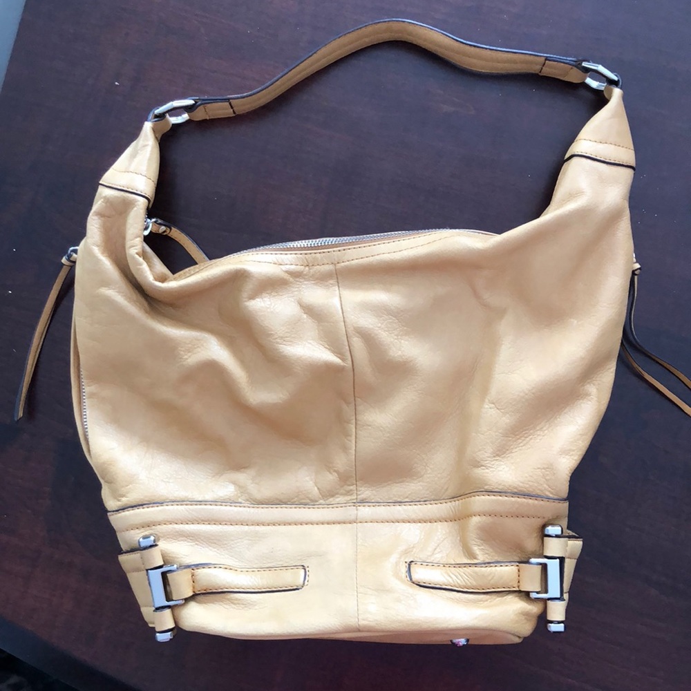 B. Makowsky purse